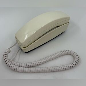 Vintage 1976 GTE AE 980 StyleLine Small Button‎ Phone Works New Cord.